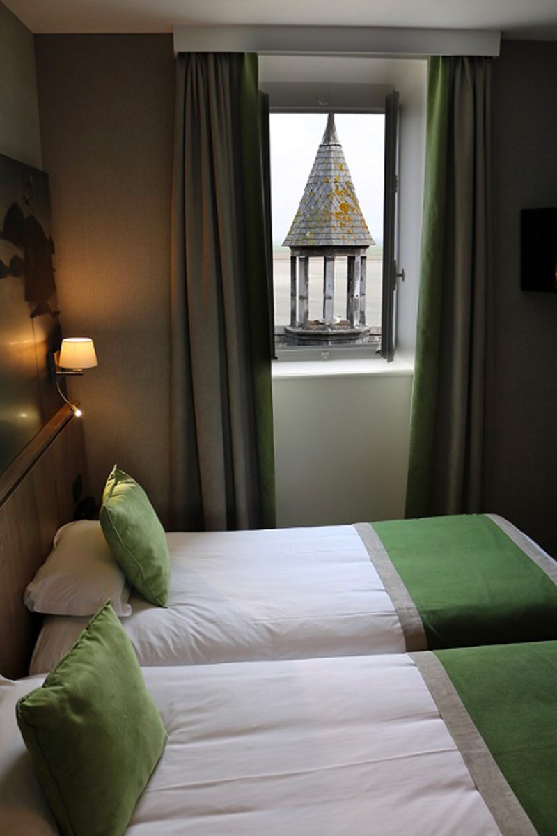 Hotel Le Mouton blanc, habitación con vistas de la bahía del Monte Saint-Michel © Le Mouton blanc / TIS